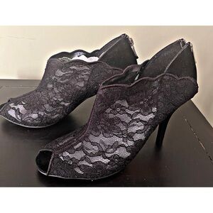 CATO Elegant Black Lace Peep-Toe Heels